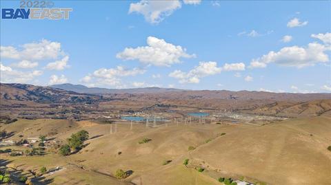 7555 Sheridan Rd, Sunol, CA 94586 photo 1