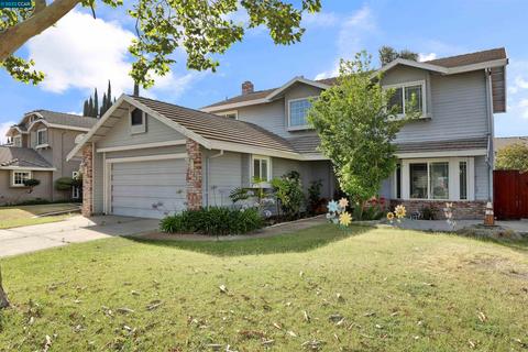 1725 W Kavanagh Ave, Tracy, CA 95376 photo 1