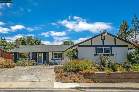 1937 Burnside Ct, Concord, CA 94521 photo 1