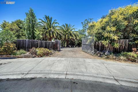 74 Santos Ct, Fremont, CA 94536 photo 1
