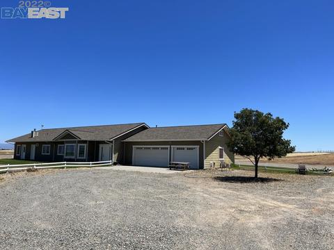 20825 Gyle Rd, Corning, CA 96021 photo 1