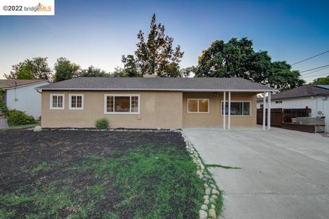 1451 Apple Dr, Concord, CA 94518 photo 1