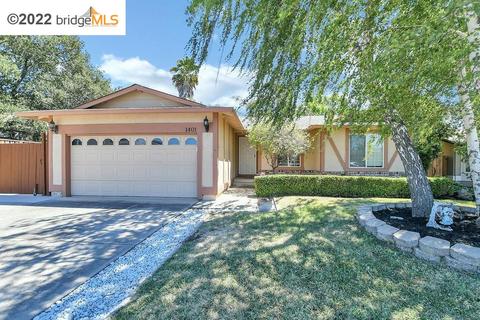 1401 Mallard Ln, Oakley, CA 94561 photo 1
