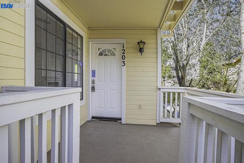 1203 Devonwood, Hercules, CA 94547 photo 1