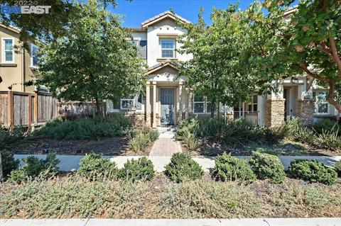 23516 Saklan Rd, Hayward, CA 94545 photo 1