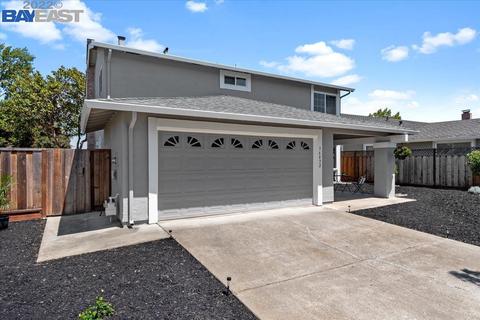 36832 Nutmeg Ct, Newark, CA 94560 photo 1