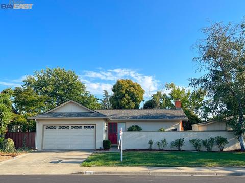571 Cedar Dr, Livermore, CA 94551 photo 1
