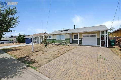 360 Hyde Dr, Hayward, CA 94544 photo 1