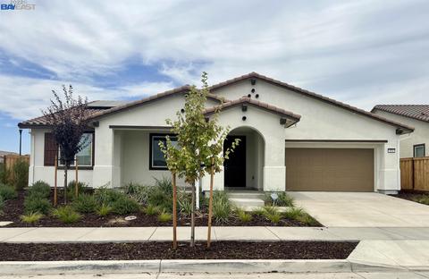 671 Madrone St, Lathrop, CA 95330 photo 1