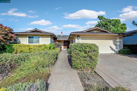 320 Greenway Dr, Martinez, CA 94553 photo 1