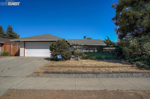 4952 Windermere Dr, Newark, CA 94560 photo 1