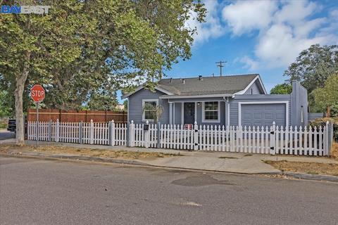326 Ash, Modesto, CA 95351 photo 1
