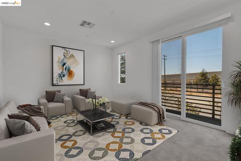 1395 Pullman Way, Oakland, CA 94607 photo 1