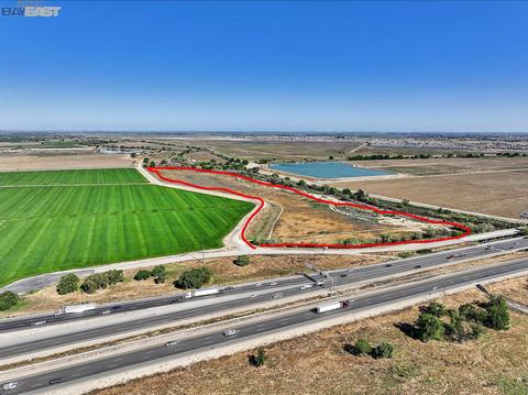 2201 W Manthey Rd, Lathrop, CA 95330 photo 1