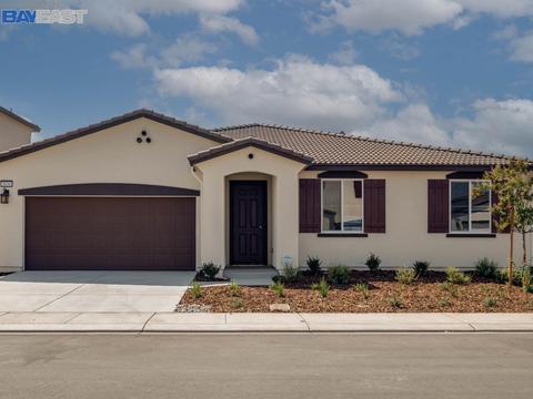 3034 Tower St, Manteca, CA 95337 photo 1