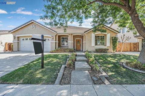534 Osprey Dr, Patterson, CA 95363 photo 1