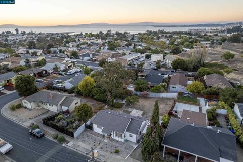 1310 5th St, Rodeo, CA 94572 photo 1