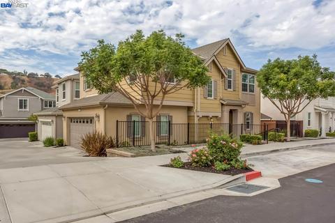 141 Ladybug Ln, Martinez, CA 94553 photo 1