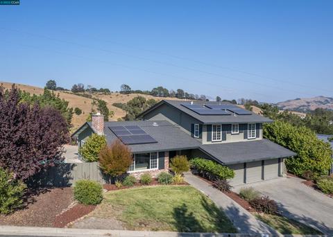 92 Warfield Dr, Moraga, CA 94556 photo 1
