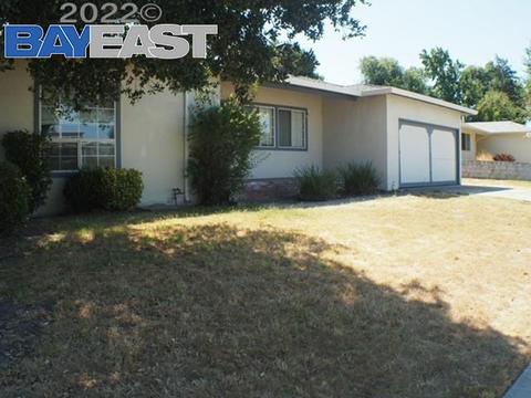 8442 Davona Dr, Dublin, CA 94568 photo 1