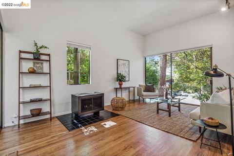 1475 Campus Dr, Berkeley, CA 94708 photo 1
