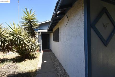 1217 Comstock Ct, Modesto, CA 95351 photo 1