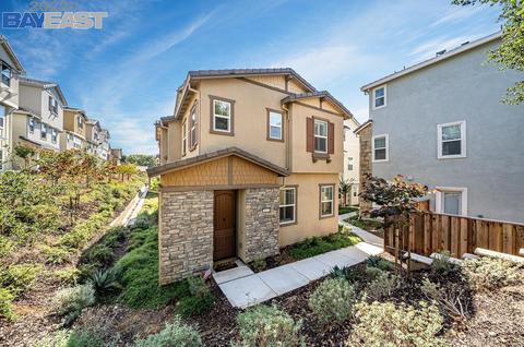 24123 Amaranth Loop, Hayward, CA 94541 photo 1