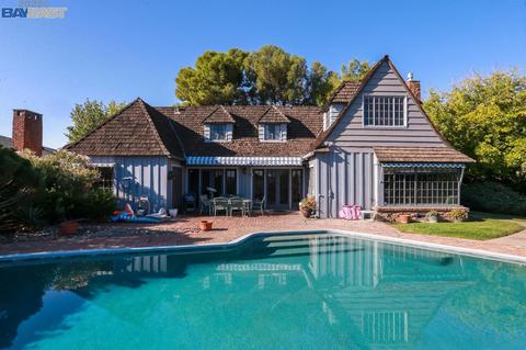 2 Rio Way, Red Bluff, CA 96080 photo 1