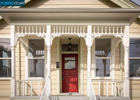 1717 Oak St, Alameda, CA 94501 photo 1