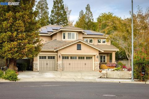 3798 Thornhill Dr, Livermore, CA 94551 photo 1