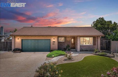 38891 Jonquil Dr, Newark, CA 94560 photo 1