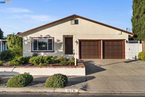 36716 Burdick St, Newark, CA 94560 photo 1