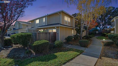 14569 Doolittle Dr, San Leandro, CA 94577 photo 1