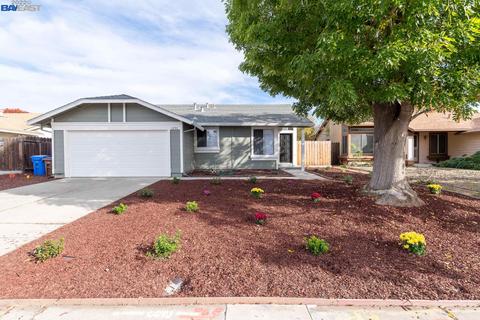 1530 Gamay Cir, Oakley, CA 94561 photo 1