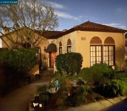 1880 San Ramon Ave, Berkeley, CA 94707 photo 1