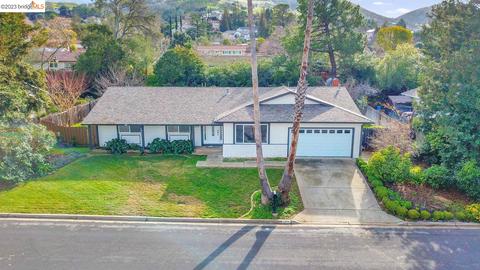 5570 Banff Ct, Concord, CA 94521 photo 1