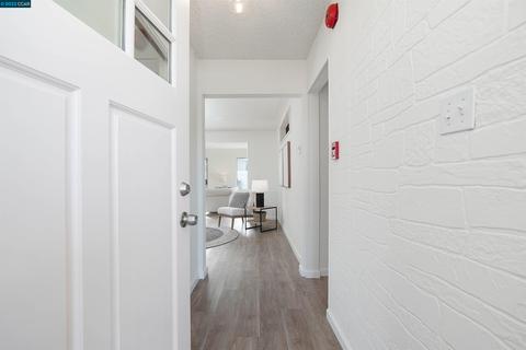 1362 Elliott Dr, Vallejo, CA 94589 photo 1