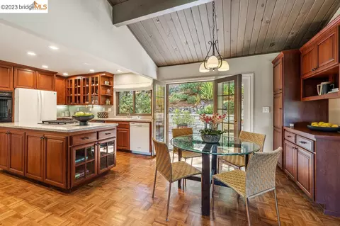 644 Glorietta Blvd, Lafayette, CA 94549 photo 1