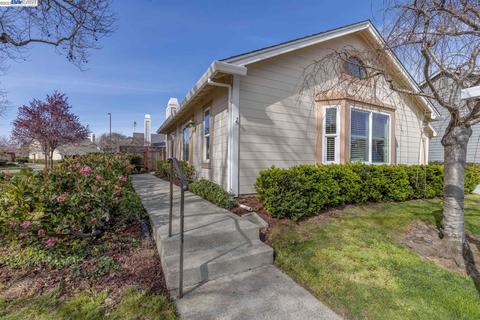 45 Clipper Dr, Alameda, CA 94502 photo 1
