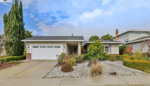 6762 Sapphire St, Dublin, CA 94568 photo 1