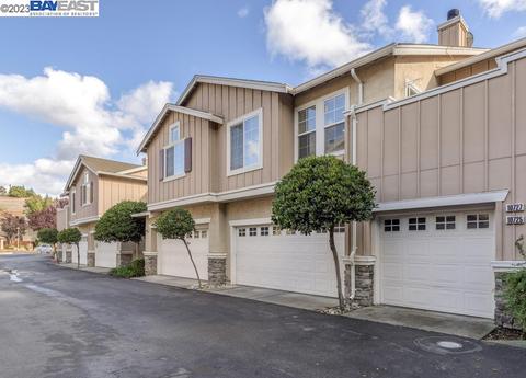 10725 Wallace Ln, Dublin, CA 94568 photo 1