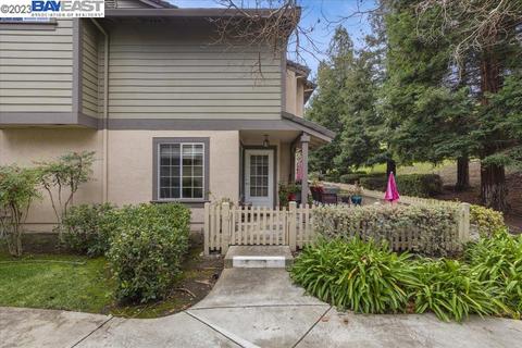 7488 Oxford Cir, Dublin, CA 94568 photo 1
