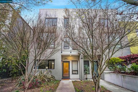 407 Palisade Dr, Oakland, CA 94607 photo 1