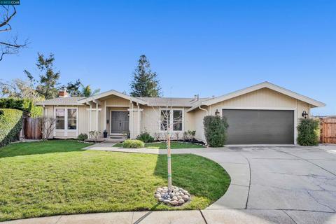 2113 Brampton Ct, Walnut Creek, CA 94598 photo 1