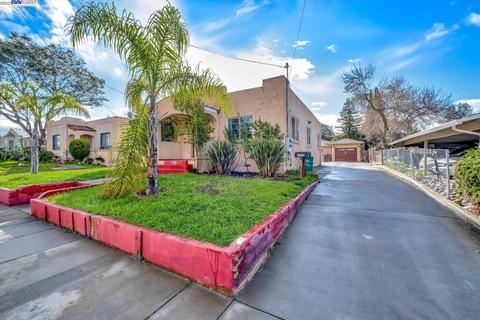 1575 D St, Hayward, CA 94541 photo 1
