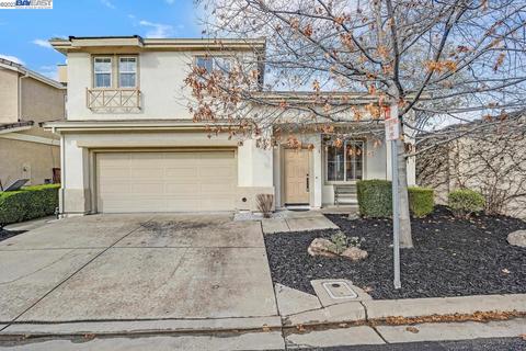 5762 Amberglen Ct, Dublin, CA 94568 photo 1