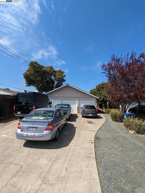 20675 Forest Ave, Castro Valley, CA 94546 photo 1