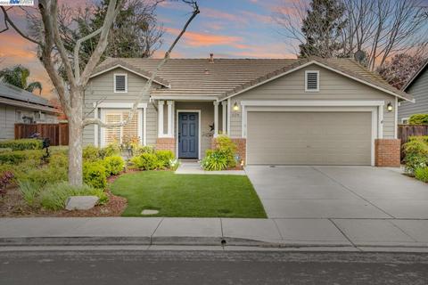 628 Saddleback Cir, Livermore, CA 94551 photo 1