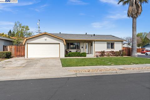 7856 Gardella Dr, Dublin, CA 94568 photo 1