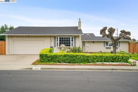 881 Litwin Dr, Concord, CA 94518 photo 1